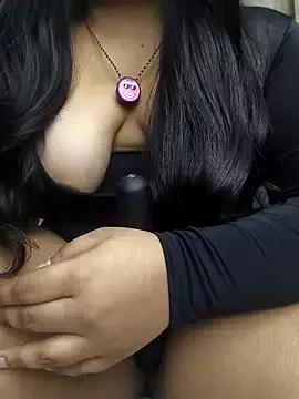 virginbrunette99 from StripChat is Freechat