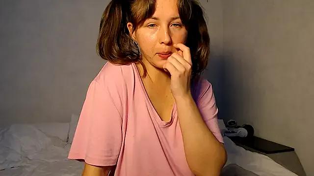 Vivi__Nova from StripChat