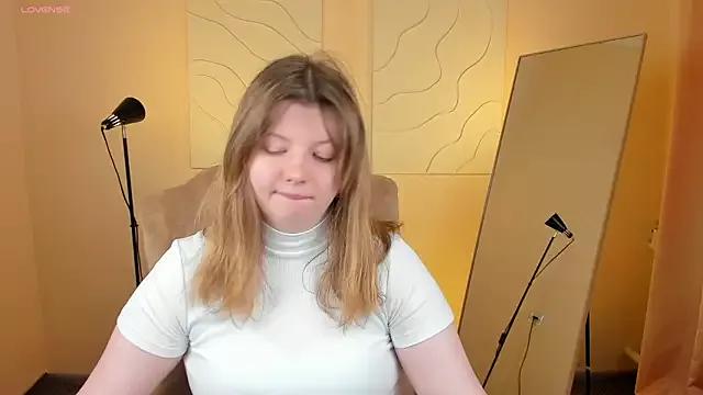 Vivian_cutie from StripChat