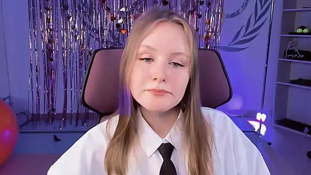 VivienLeeigh from StripChat
