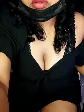 Viviennemoon_tlgu from StripChat