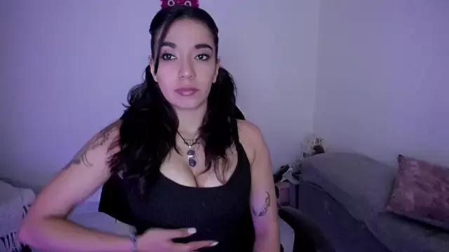 vviana_garcia from StripChat