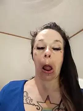 vvictoria_xxx from StripChat is Freechat