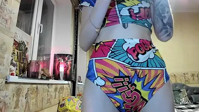 Discover our girls online shows and discover the company of countless livestreamers, with stunning shapes, sex toys and more.