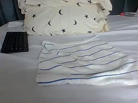 Wetter_Than_Them from StripChat