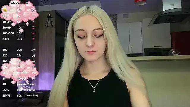 white_liillyy from StripChat is Freechat