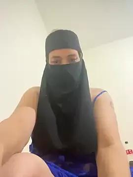 Wild-Nayra from StripChat is Freechat