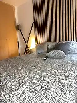 Wild2XXX from StripChat is Freechat