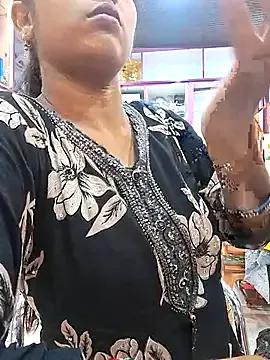 Wildradha webcams show profile image 
