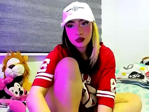 Willow_Rosse from StripChat