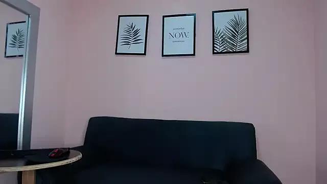 willow_smitt from StripChat