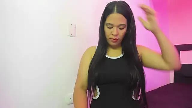 winnie_love from StripChat is Freechat