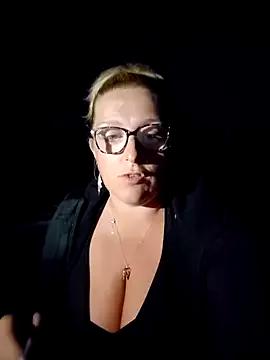 winniess40 from StripChat