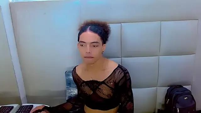 WinnyBarness from StripChat