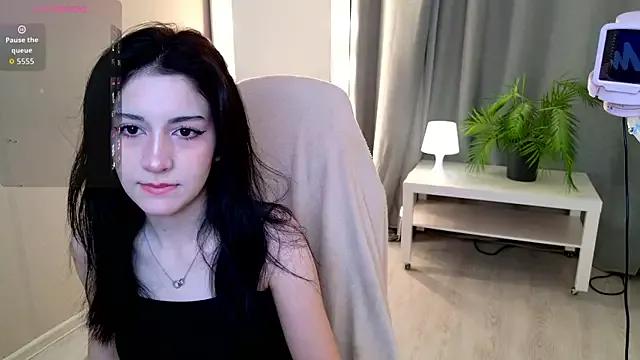 Witavaron webcams show profile image 