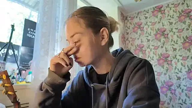 Witching_Moon from StripChat is Freechat