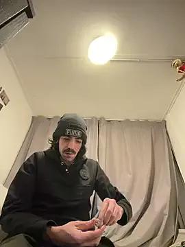 wolfwhite95 from StripChat is Freechat