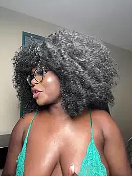 WomanNextdoor1 from StripChat is Freechat