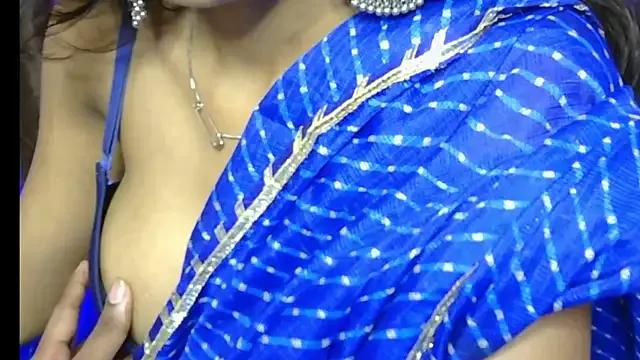 wow-simran from StripChat
