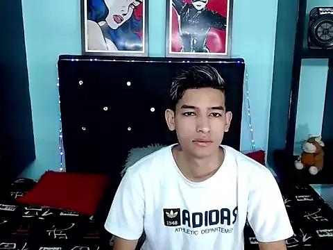 x_oliver_x from StripChat is Freechat