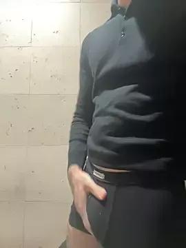 xAaronx9095 from StripChat