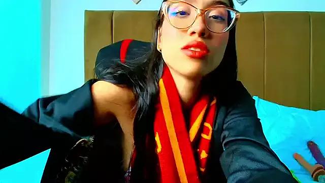 XdoomiilypaX from StripChat is Freechat