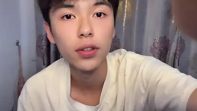 Xiaottt1918 webcams show profile image 