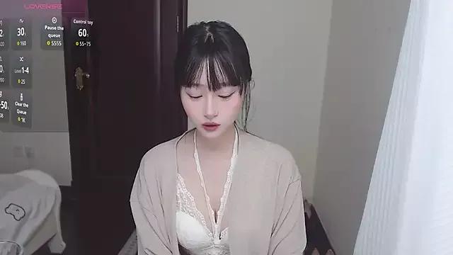 Xiaowen-wen from StripChat is Freechat