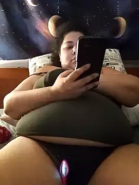 xlatinastar from StripChat is Freechat