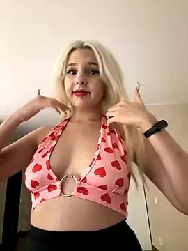 XMelissaX from StripChat is Freechat