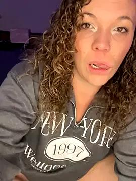 XoMisty from StripChat is Freechat