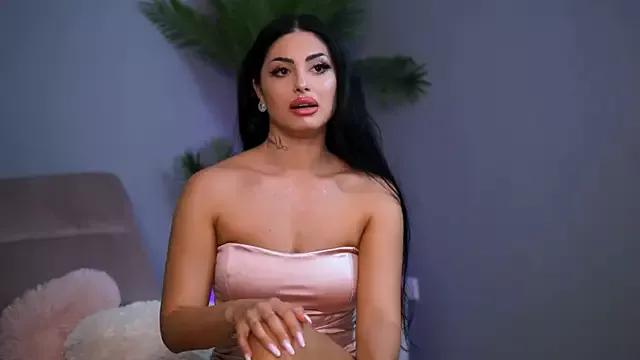 XoxoEvie from StripChat is Freechat