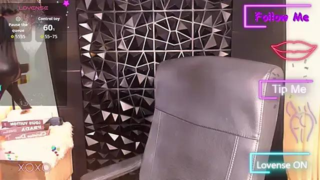 xUrGoddess_Bellax from StripChat is Freechat