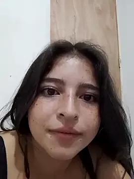 Xuxi_XXX from StripChat