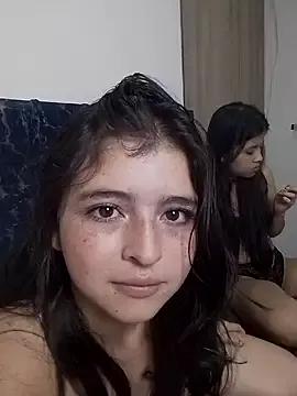 Xuxi_XXX from StripChat