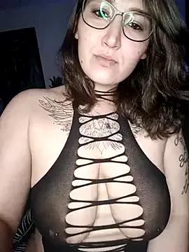 Xx-MissMira-xX from StripChat