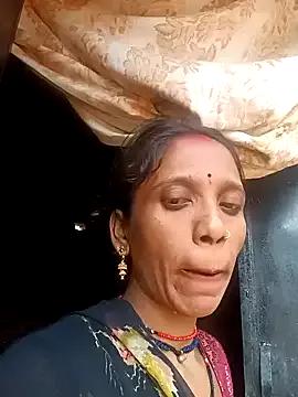 Xx_pooja from StripChat