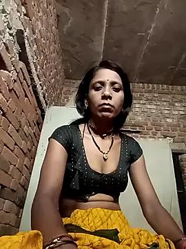 Xx_pooja from StripChat