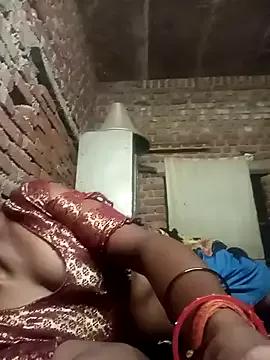 Xx_pooja from StripChat