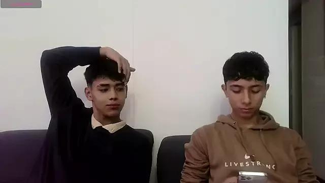 XxAaron_EvilxX from StripChat is Freechat