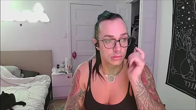 xxAlexya from StripChat is Freechat