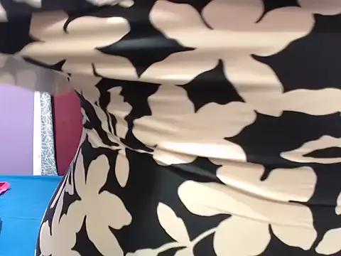 XXBOOBSLOVER from StripChat is Freechat