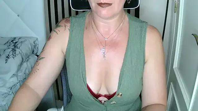 xxNoeliaxx from StripChat