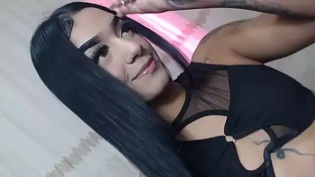 XXVIOLETTAXX from StripChat