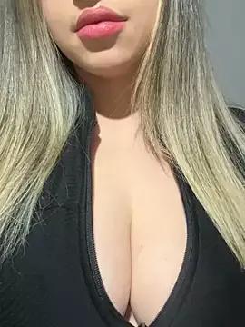 xxxcouple4 from StripChat