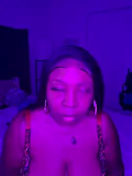 XXXLollipopsJuicy from StripChat is Freechat
