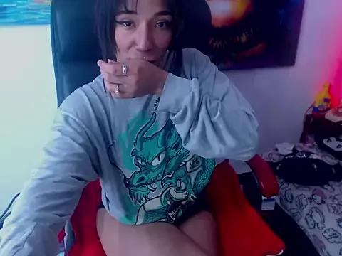 XxxReinaSexyBodyxxX777 from StripChat is Freechat