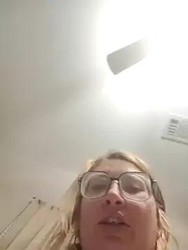 xXxWhoreAbleX from StripChat