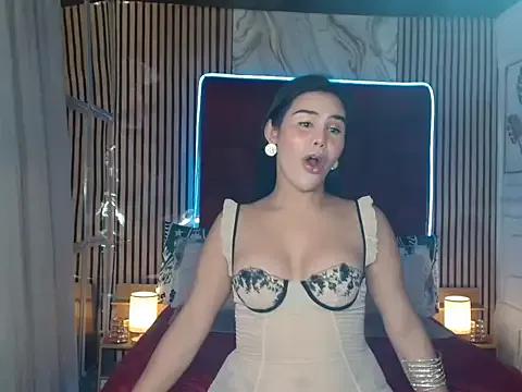 Yakarena from StripChat