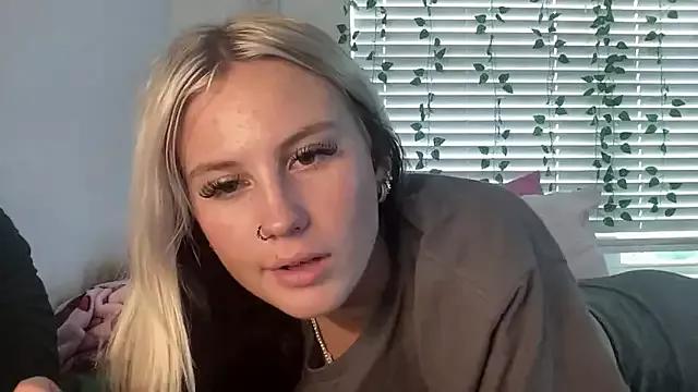 Yalfavdes webcams show profile image 